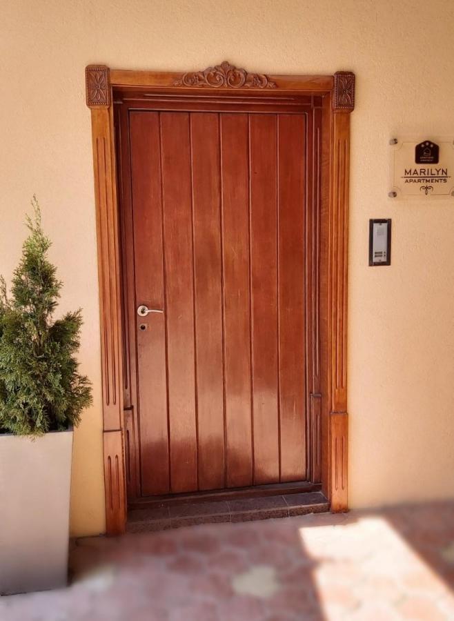 Marilyn Apartments Semendire Dış mekan fotoğraf